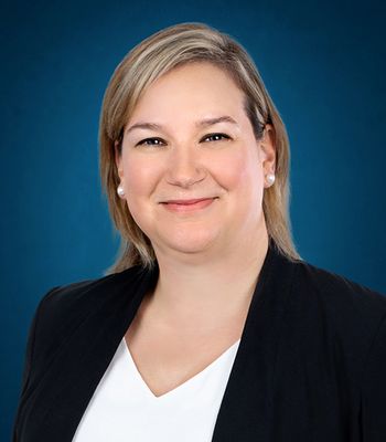 Portrait of Rachel Kavanagh, Broker.